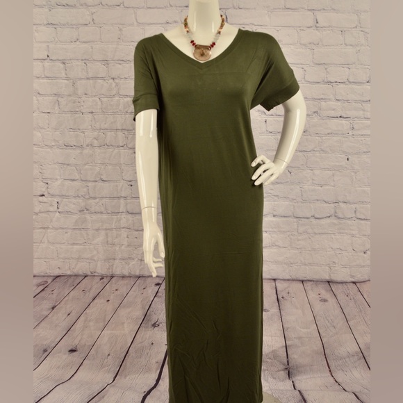 BN Zenana Premium V Neck Short Sleeve Maxi Dress Size Various - Picture 8 of 12